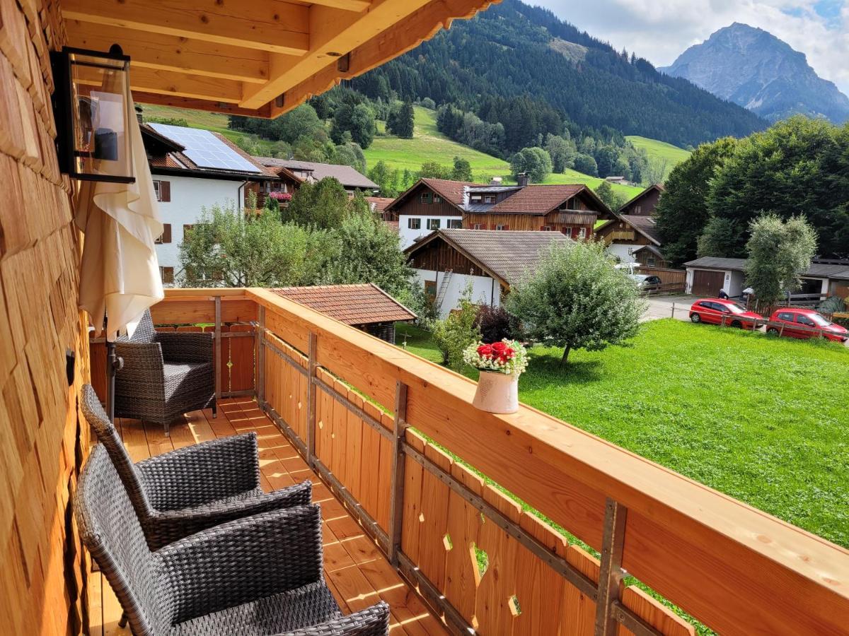 Ferienhaus Am Dorfbrunnen Oberstdorf Esterno foto